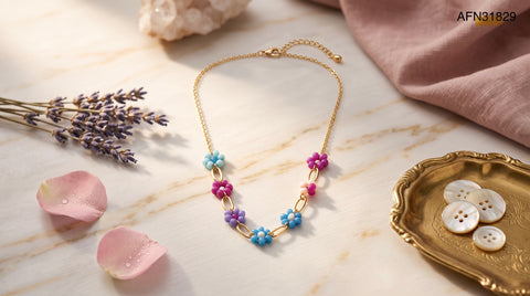 The Beaded Daisy Chain Necklace.