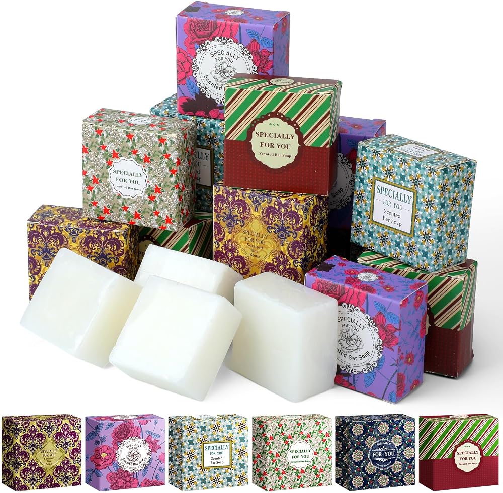 Claus Porto - Trevo Guest Soap Box; 15 Mini Soaps in 4 Scents (10g each) - Personal Care